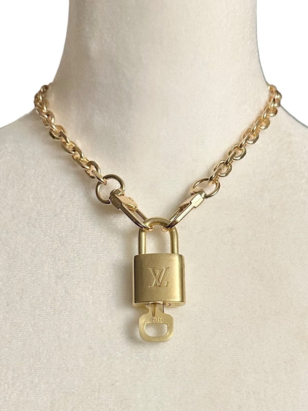 Authentic Louis Vuitton #323 Lock & Key Set on 18K Gold Plated Chain Necklace - Picture 2 of 7